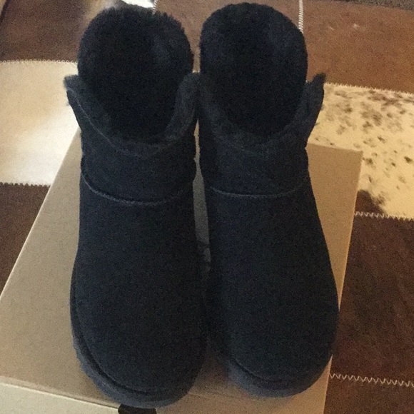 ugg karel boots